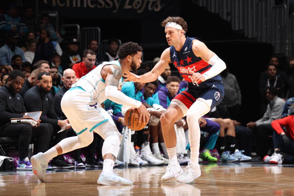 为何依旧高 为何依旧高