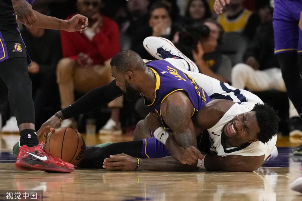 在现代足球 在现代足球